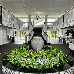 ** Motel At - United States